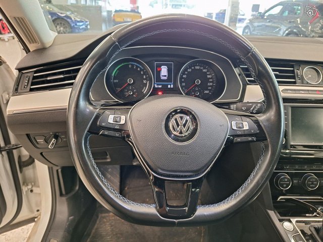 Volkswagen Passat 14