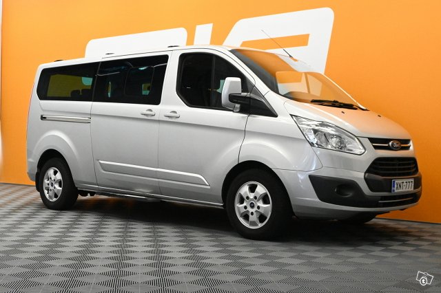 Ford Tourneo Custom