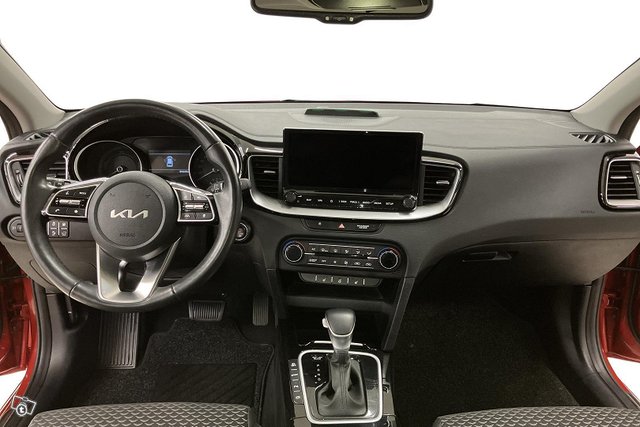 Kia Ceed 8