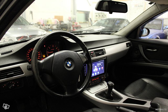 BMW 320 10