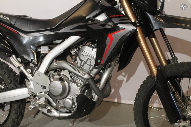 Honda CRF 4