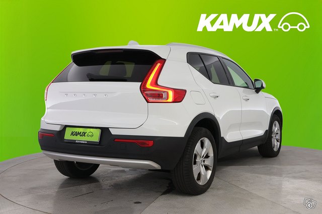 Volvo XC40 4