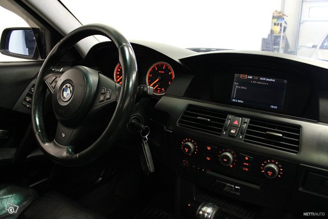 BMW 530 12