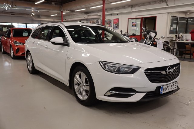 Opel Insignia 4