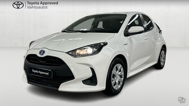 Toyota Yaris 1