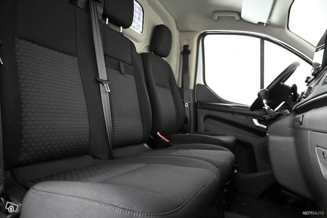 Ford Transit Custom 14