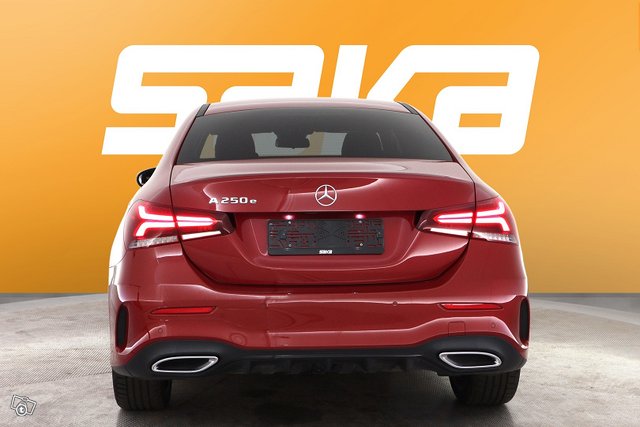 Mercedes-Benz A 7