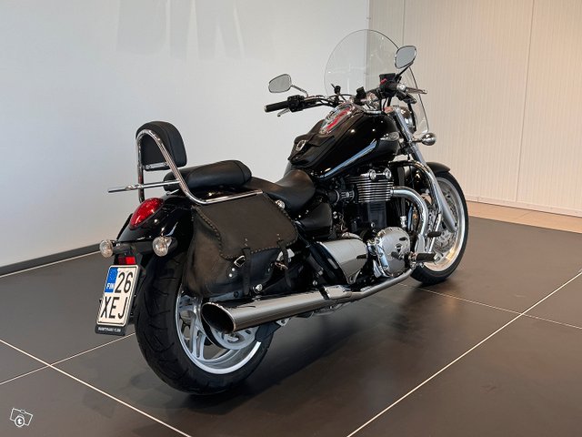 Triumph Thunderbird 2