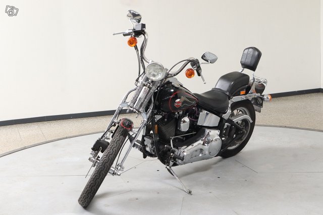 Harley-Davidson Softail 3