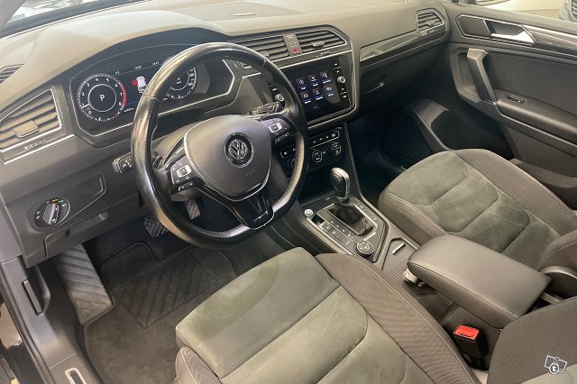 Volkswagen Tiguan 6