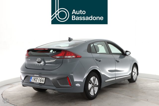 HYUNDAI IONIQ Hybrid 6