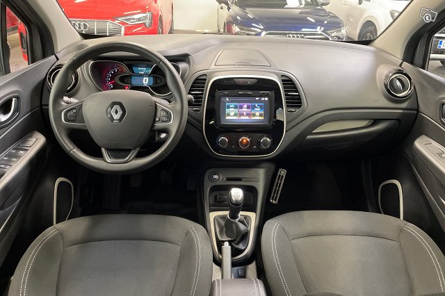 RENAULT Captur 7