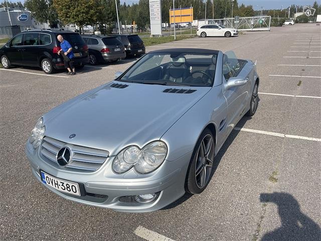 Mercedes-Benz SL 1