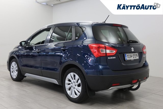 Suzuki SX4 S-Cross 3