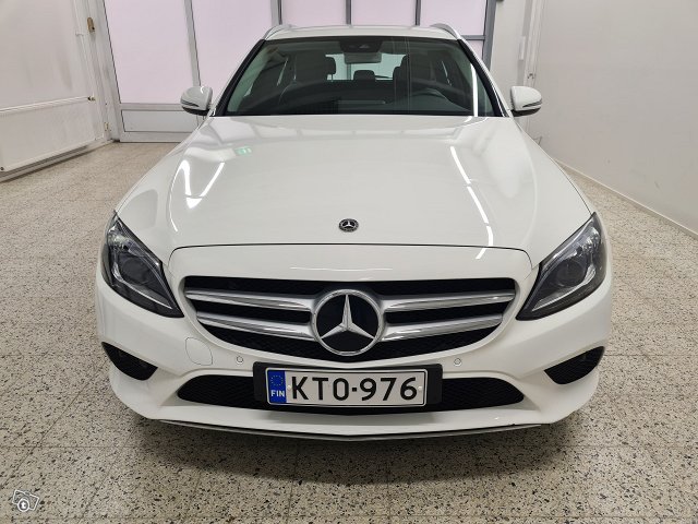 MERCEDES-BENZ C 2