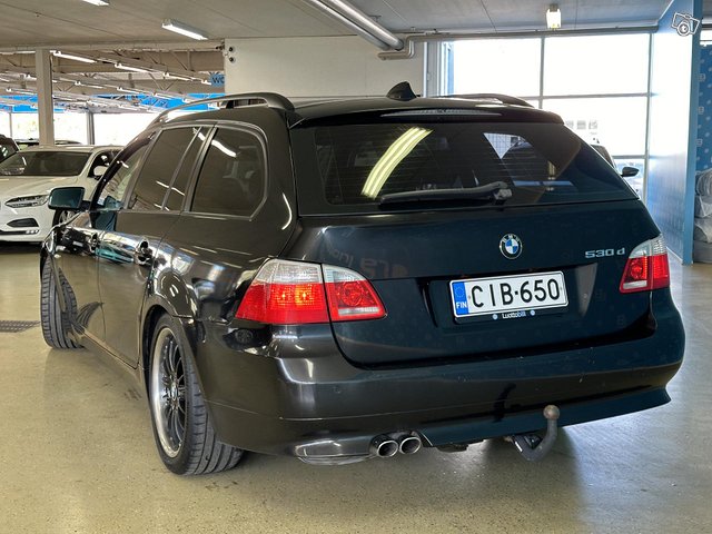 BMW 530 17