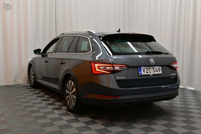 Skoda Superb 5