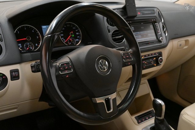 Volkswagen Tiguan 13