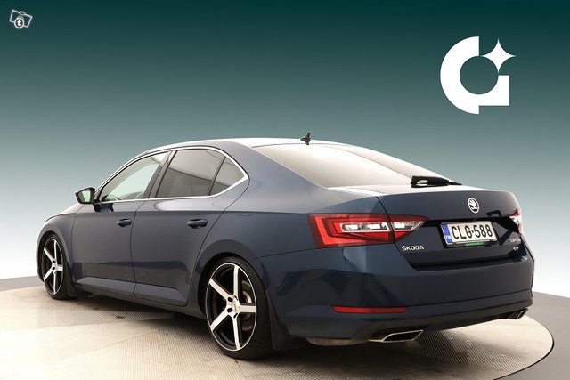 Skoda Superb 5