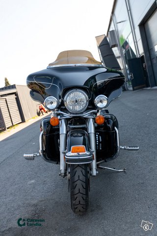 Harley-Davidson FLHTK Ultra Limited 6