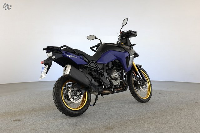 SUZUKI V-STROM 7