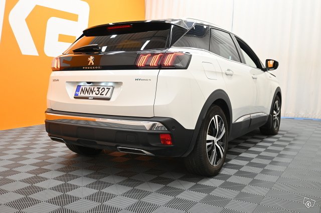 Peugeot 3008 8