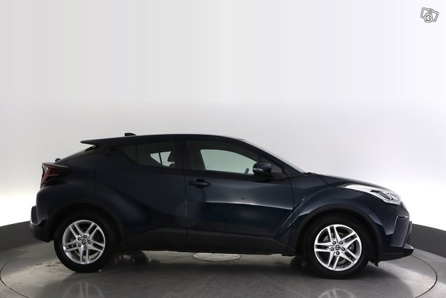 Toyota C-HR 6