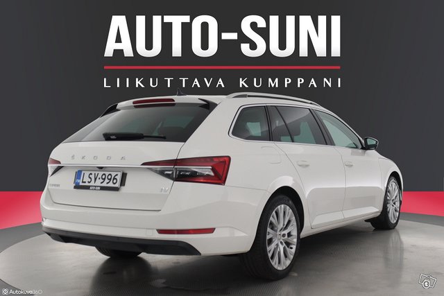 SKODA Superb 3