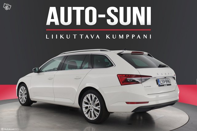 SKODA Superb 4