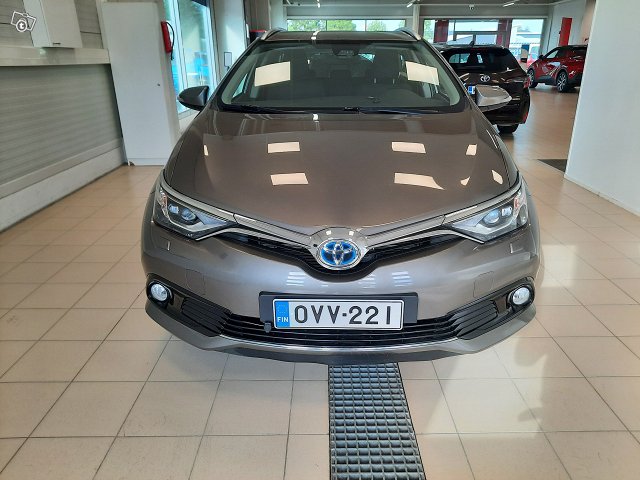 Toyota Auris 6