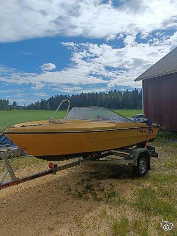 Särki 425 ja Yamaha 50Detol 1