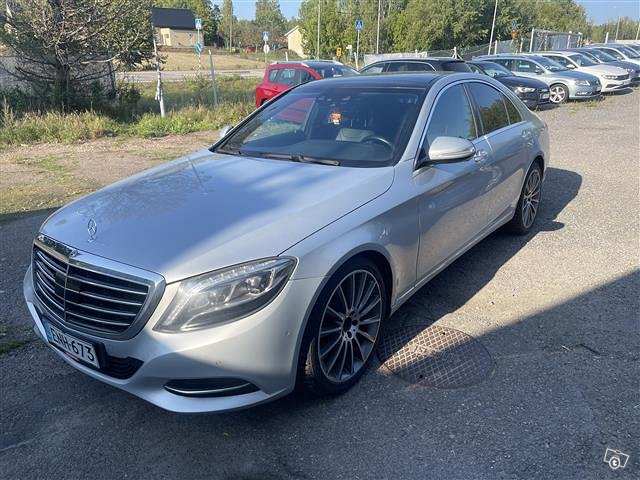 Mercedes-Benz S