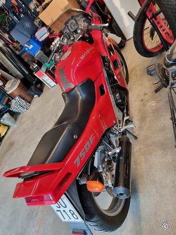 Honda vfr 750f 1987 4