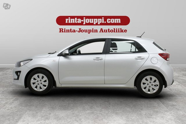 KIA RIO 8