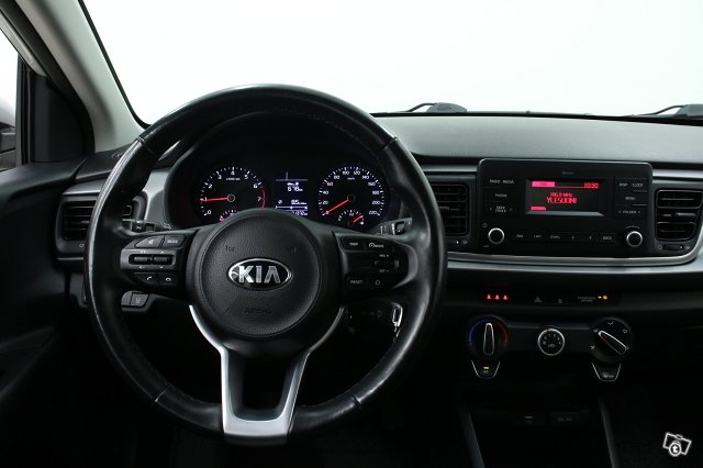 KIA RIO 11