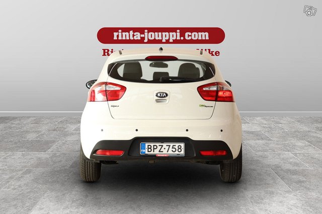 Kia Rio 6