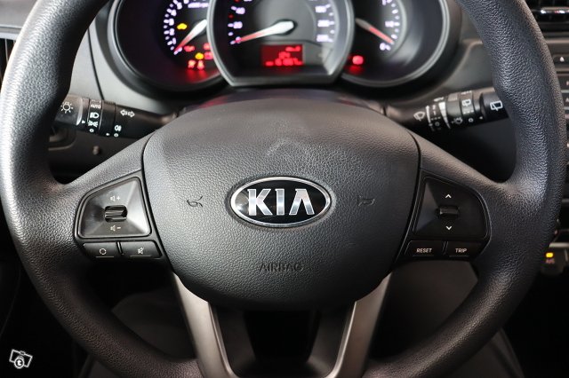 Kia Rio 17