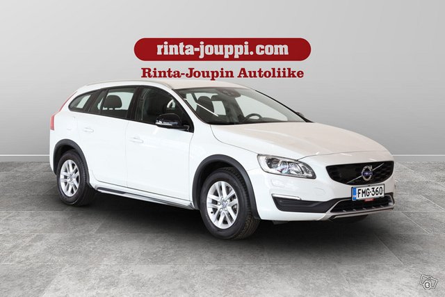 Volvo V60 Cross Country 3