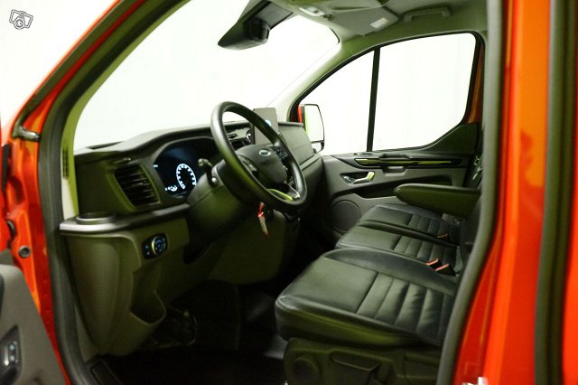 Ford Transit Custom 9