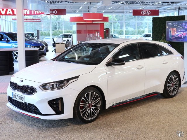 KIA ProCeed