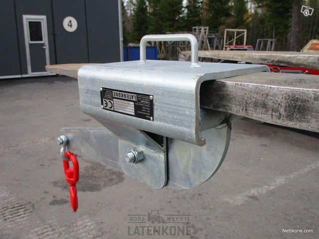 Laten Nostokoukku 1,5ton Puomilla 5