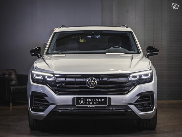 Volkswagen Touareg 2