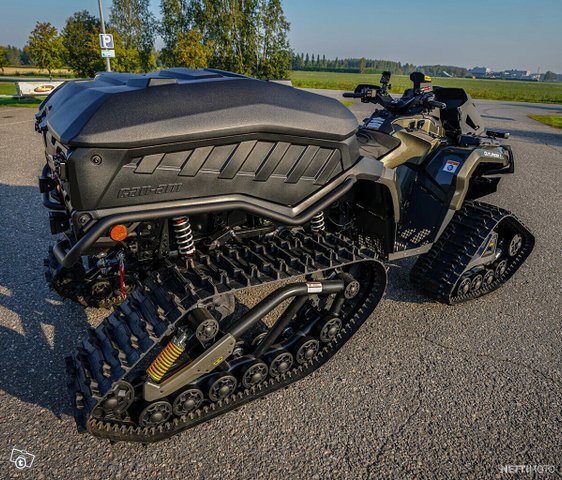 Can-Am Outlander 13