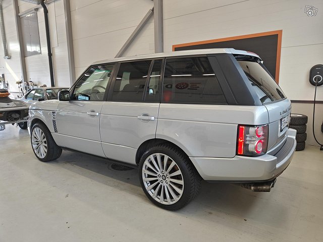 Land Rover Range Rover 22