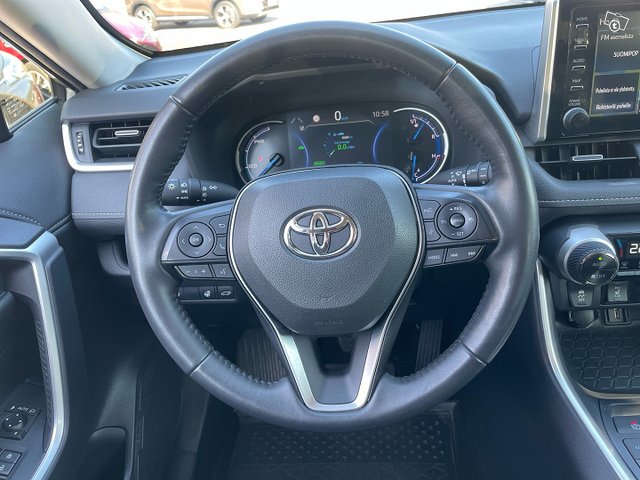 TOYOTA RAV4 12