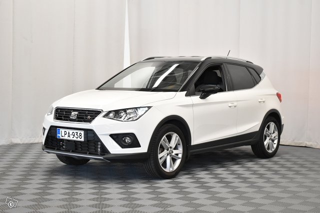 Seat Arona 4