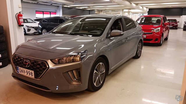 HYUNDAI IONIQ