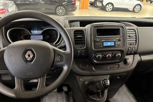 Renault Trafic 7