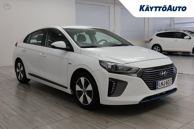 Hyundai IONIQ Plug-in 6