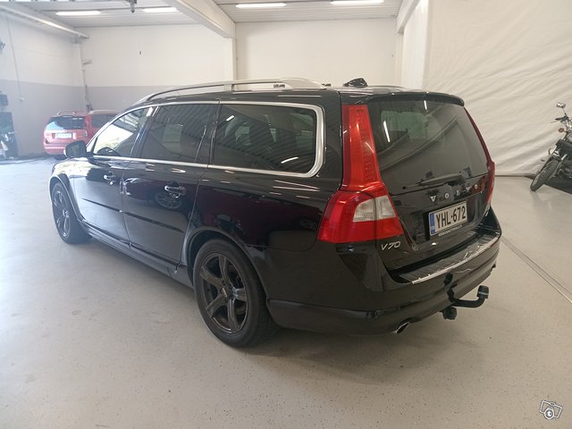 Volvo V70 6